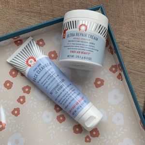 First Aid Beauty Full Size Set